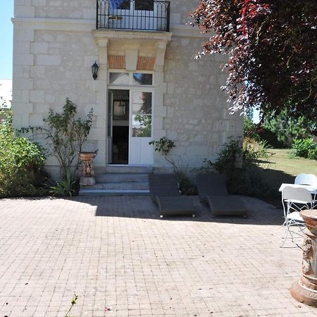 La Terrasse de L'Orangerie du Château - Art Nouveau - GITE 2 Personnes Brain-sur-Allonnes Extérieur photo
